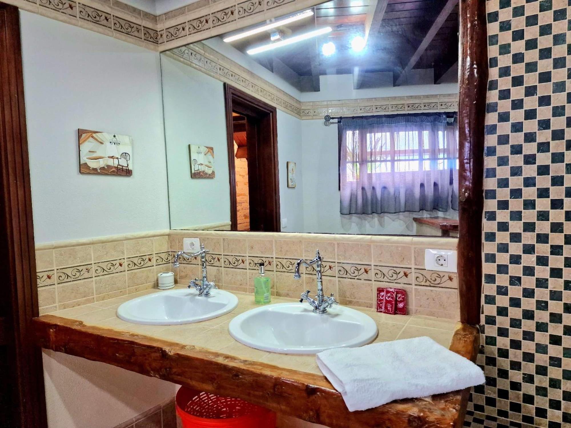 Finca Los Loros Icod De Los Vinos By Hrtenerife Net 圣克鲁斯-德特内里费 外观 照片